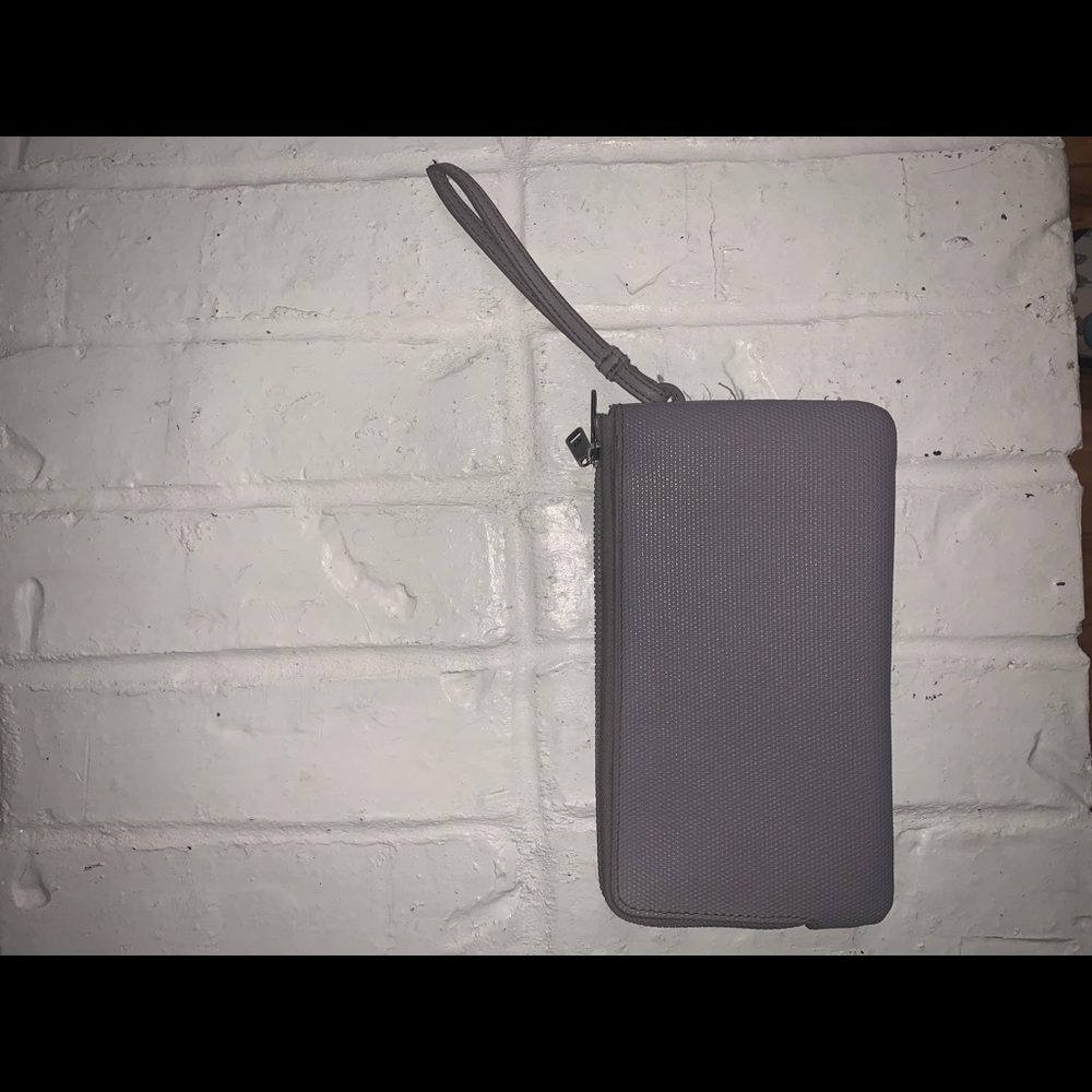 Lululemon grey wristlet